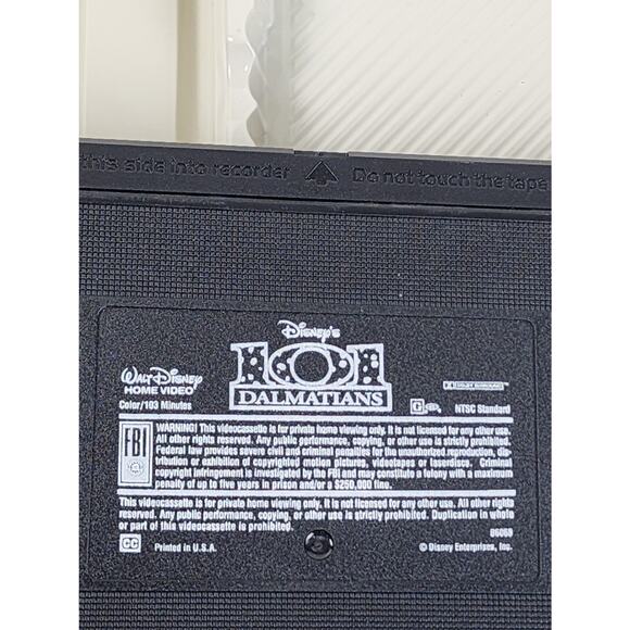 Vintage 1996 Disney's 101 Dalmatians Live Action w/ Glen Close VHS Movie - Picture 7 of 7